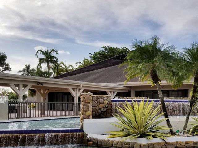 Stunning Single Family Home in Lakes of the Meadow